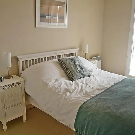 Сasa de vacaciones Saint-aygulf Sleeps 8 Pool Air Con Wifi *