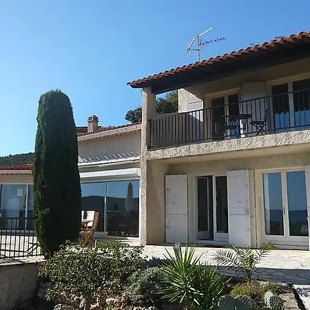 Saint-aygulf Sleeps 8 Pool Air Con Wifi Nyaraló